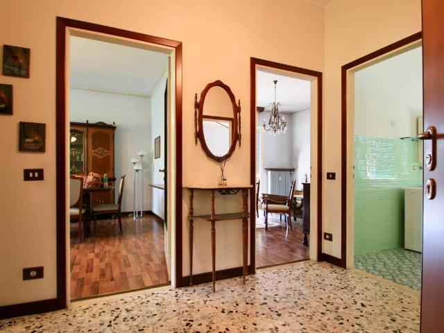 Appartamento in vendita a Agrate Brianza, Lombardia