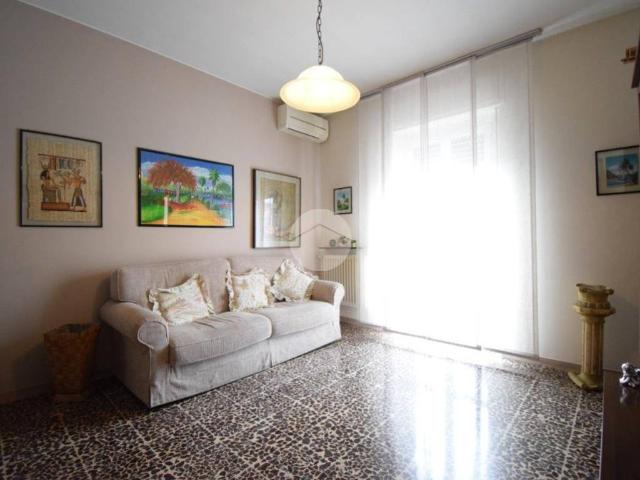 Appartamento in vendita a Agrate Brianza, Lombardia