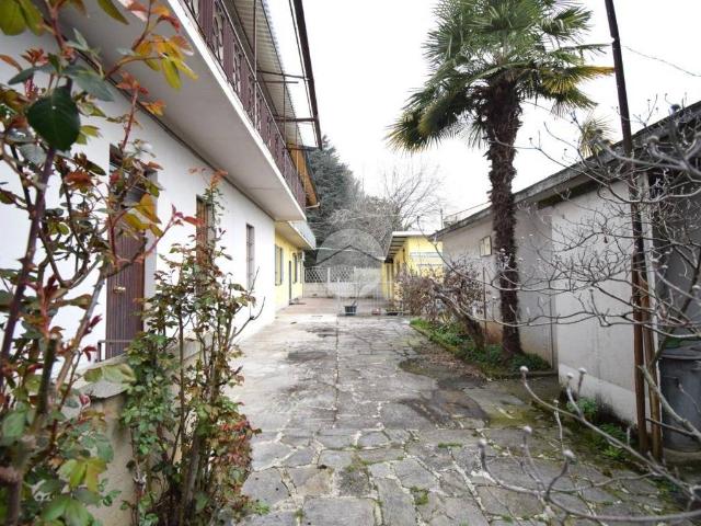 Appartamento in vendita a Agrate Brianza, Lombardia