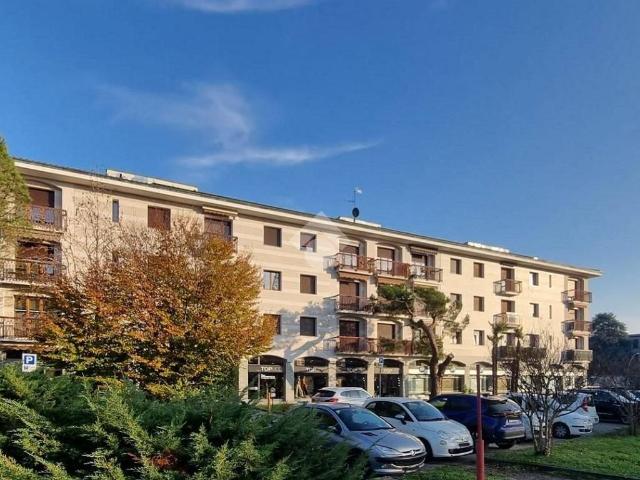Appartamento in vendita a Agrate Brianza, Lombardia