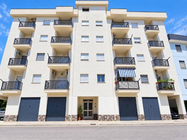 Appartamento in vendita a Monserrato, Agrigento