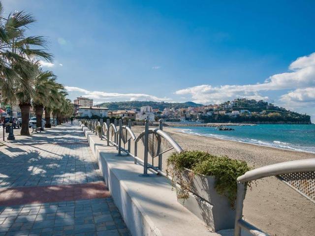 Appartamento in vendita a Agropoli, Campania
