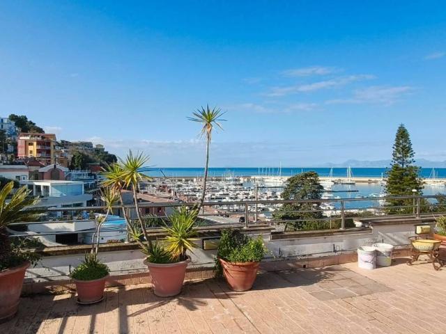 Appartamento in vendita a Borgo Medievale, Agropoli