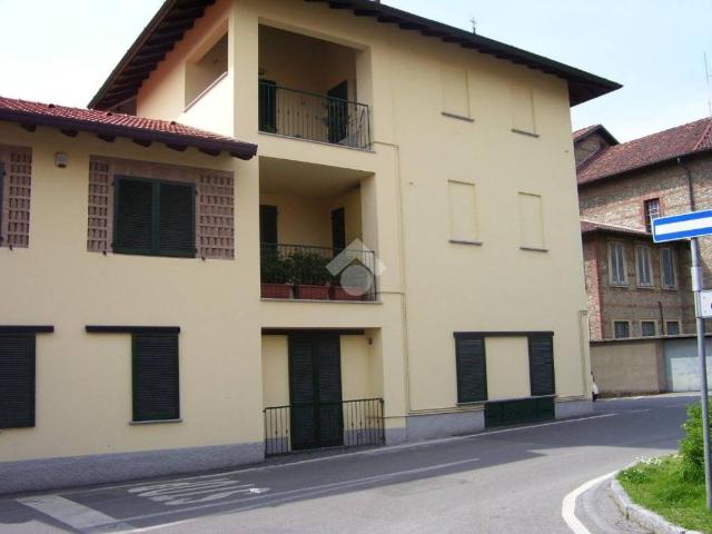 Appartamento in vendita a Aicurzio, Lombardia
