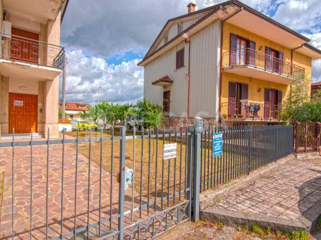 Appartamento in vendita a Aiello Del Sabato, Campania