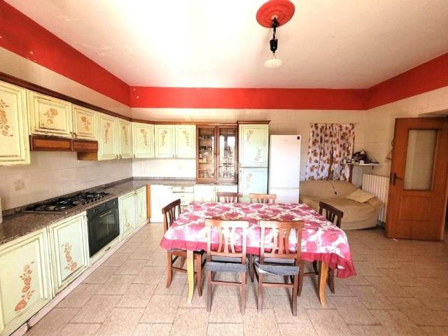 Appartamento in vendita a Airola, Benevento