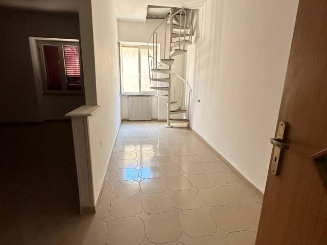 Appartamento in vendita a Portisi, Airola