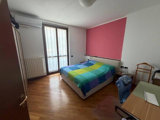 Appartamento in vendita a Airuno, Lecco