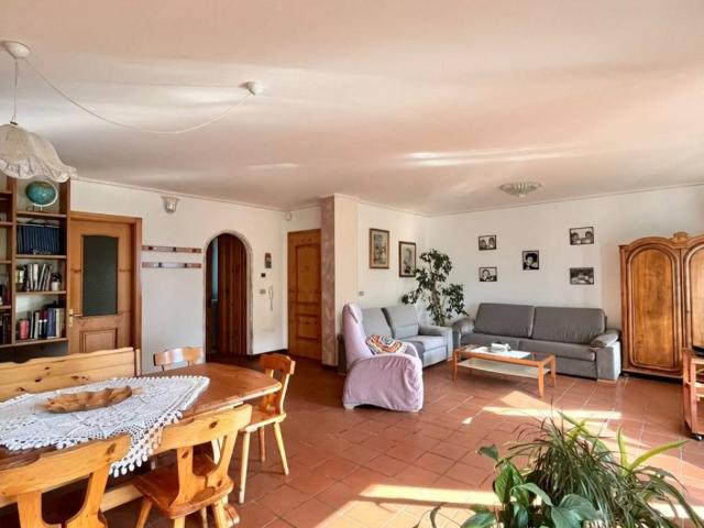 Appartamento in vendita a Santa Margherita, Ala