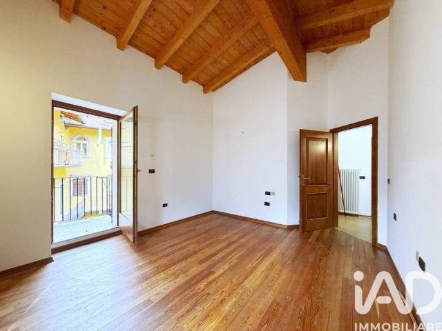 Appartamento in vendita a Comunità della Vallagarina, Ala