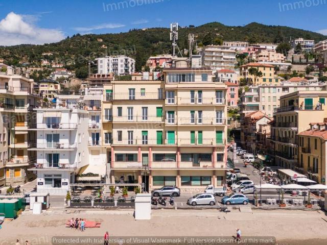 Appartamento in vendita a Alassio, Liguria