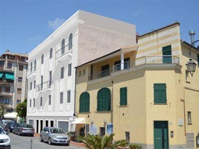 Appartamento in vendita a Alassio, Liguria