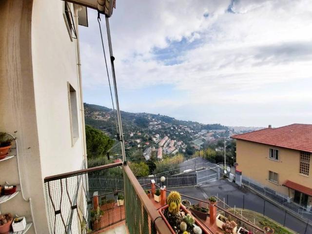 Appartamento in vendita a Moglio, Alassio
