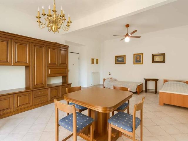 Appartamento in vendita a Alassio, Liguria