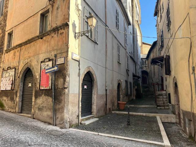 Appartamento in vendita a Centro storico, Alatri