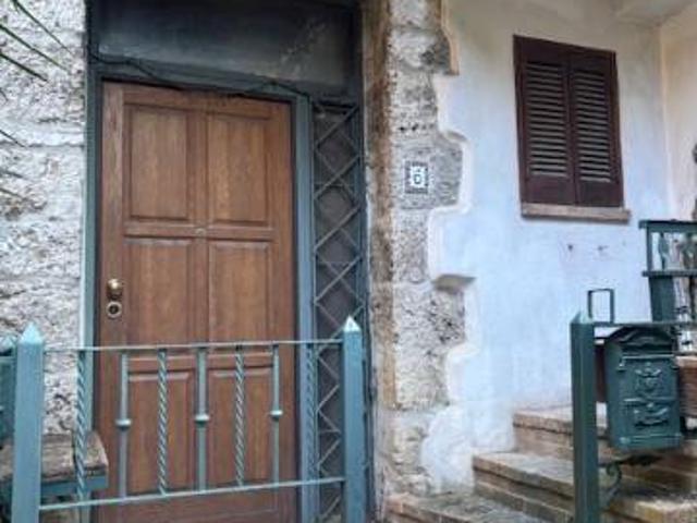 Appartamento in vendita a Centro storico, Alatri