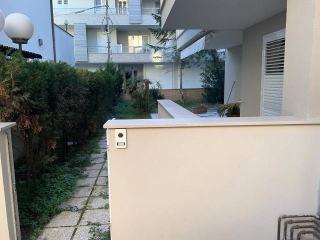 Appartamento in vendita a Alba Adriatica, Teramo