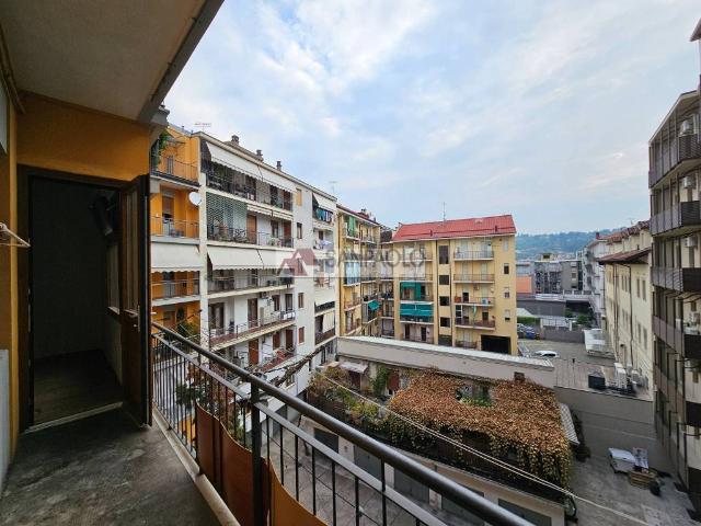 Appartamento in vendita a Alba, Cuneo