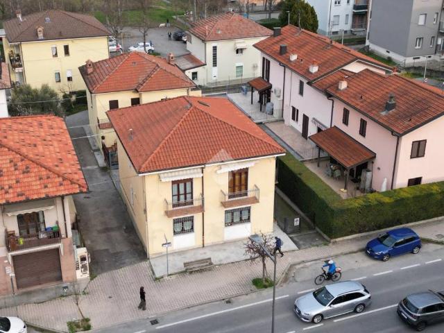 Appartamento in vendita a Borgo Moretta, Alba
