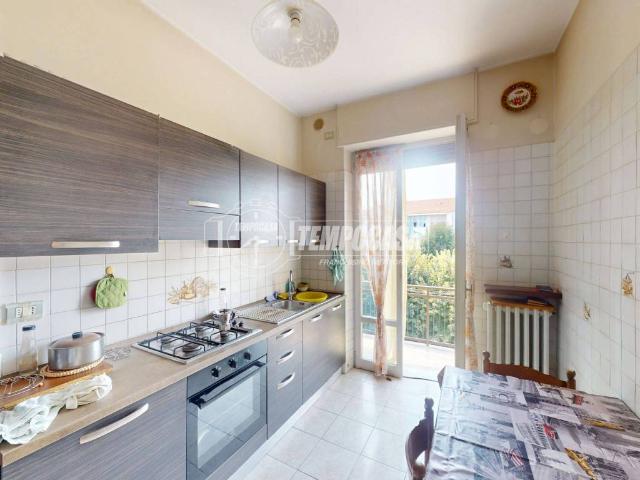 Appartamento in vendita a Borgo Piave, Alba