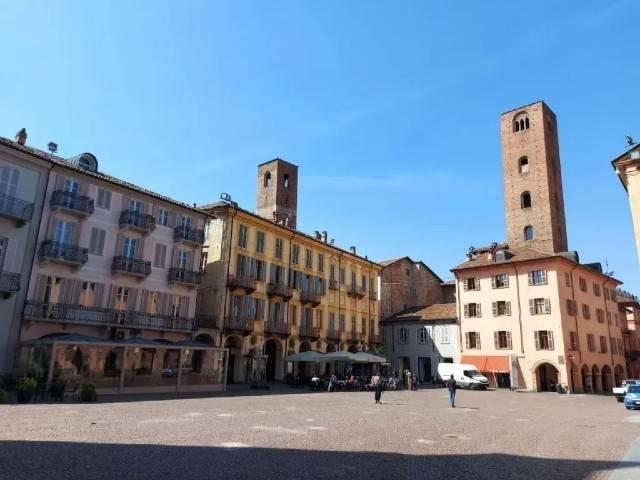 Appartamento in vendita a Alba, Cuneo