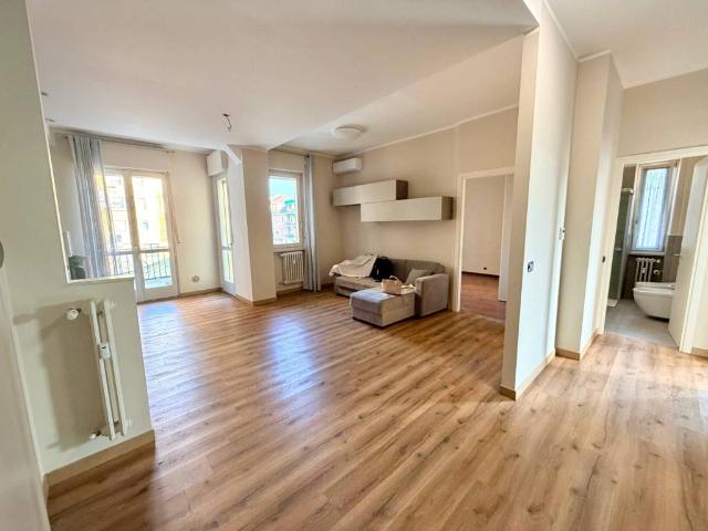 Appartamento in vendita a Alba, Cuneo