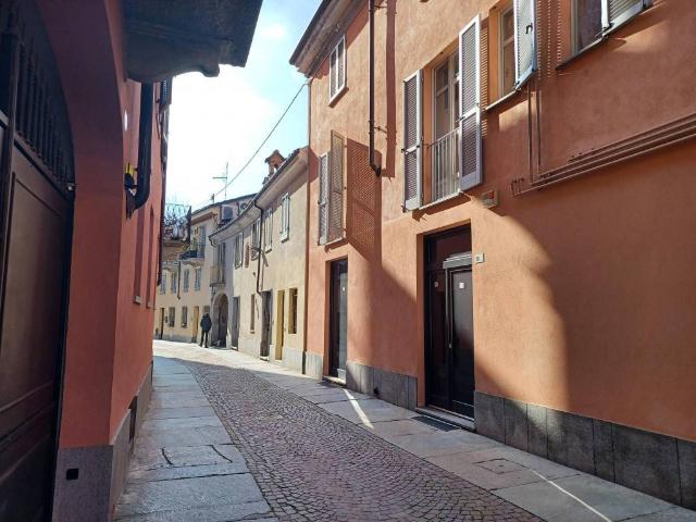 Appartamento in vendita a Alba, Cuneo