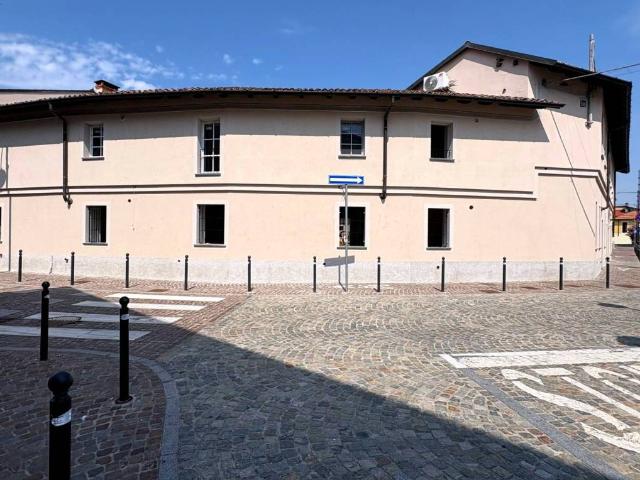 Appartamento in vendita a Albairate, Lombardia
