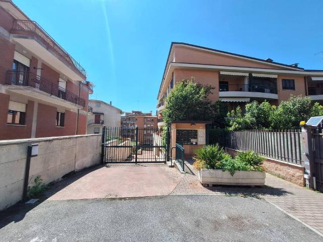 Appartamento in vendita a Roma Capitale, Lazio