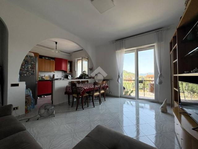 Appartamento in vendita a Albano Sant'alessandro, Lombardia