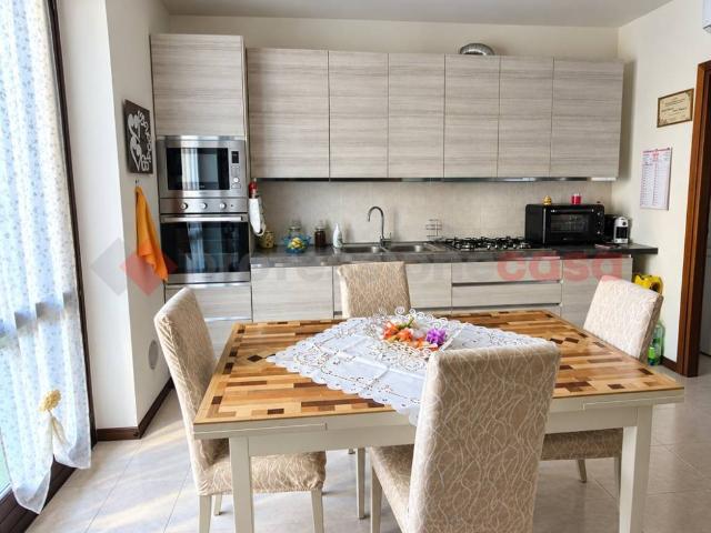 Appartamento in vendita a Albaredo d'Adige, Verona