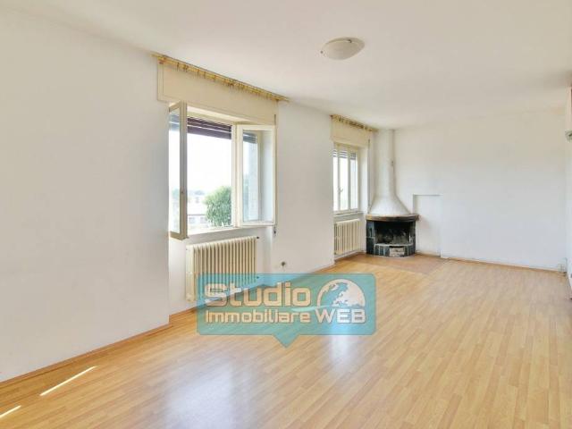 Appartamento in vendita a Carcano, Albavilla