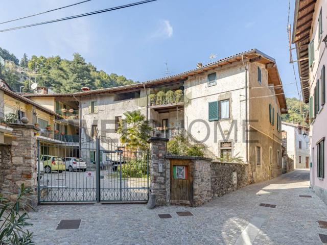 Appartamento in vendita a Coresa, Albavilla
