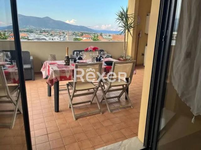 Appartamento in vendita a Albenga, Liguria