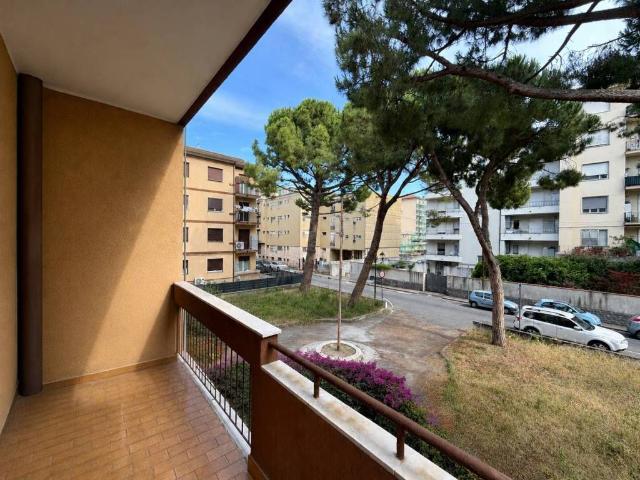 Appartamento in vendita a Albenga, Liguria