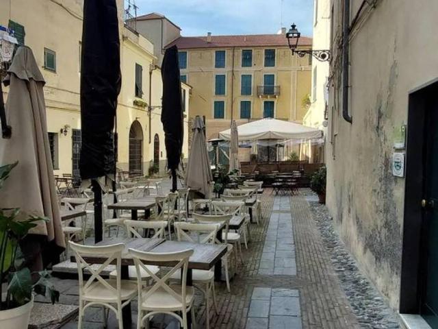 Appartamento in vendita a Albenga, Liguria