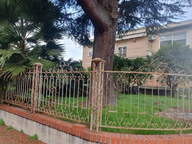 Appartamento in vendita a Albenga, Liguria