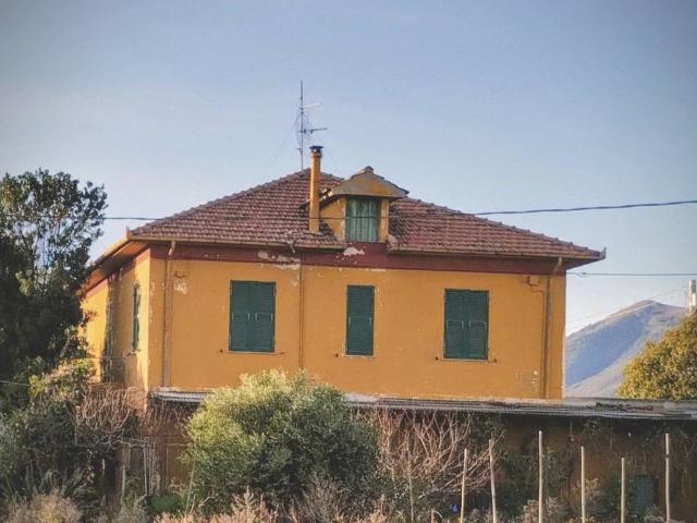 Appartamento in vendita a Albenga, Liguria