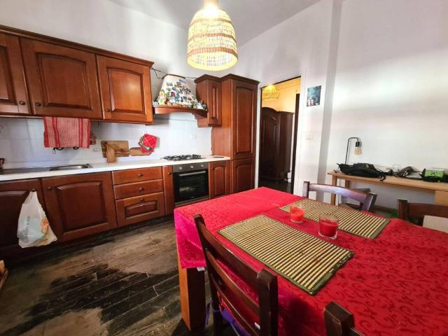 Appartamento in vendita a Albenga, Liguria