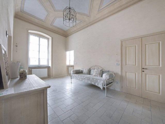 Appartamento in vendita a Albenga, Liguria
