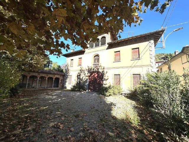 Appartamento in vendita a Albese con Cassano, Albese