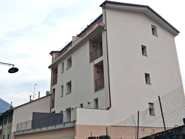 Appartamento in vendita a Albino, Lombardia
