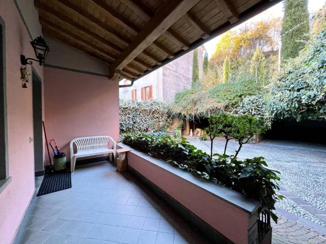 Appartamento in vendita a Albino, Lombardia