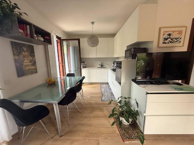 Appartamento in vendita a Albino, Lombardia