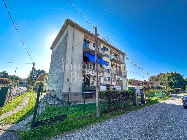 Appartamento in vendita a Albiolo, Lombardia