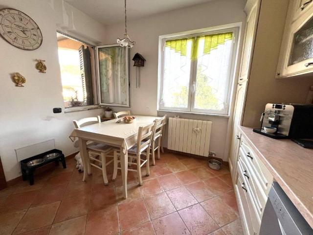 Appartamento in vendita a Luceto, Albisola Superiore