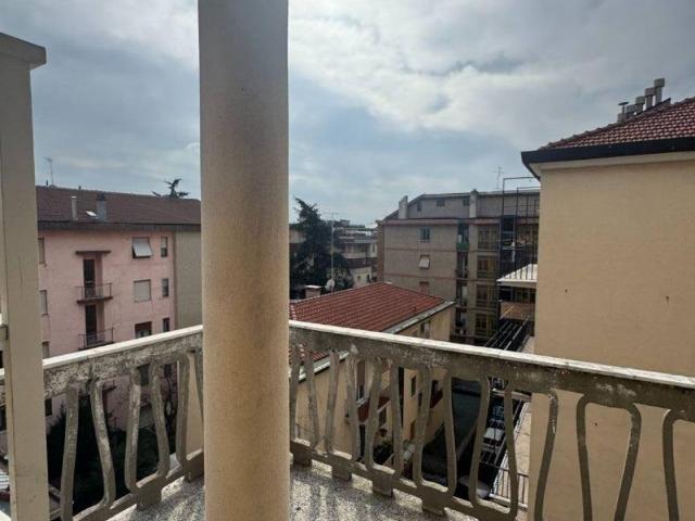 Appartamento in vendita a Luceto, Albisola Superiore