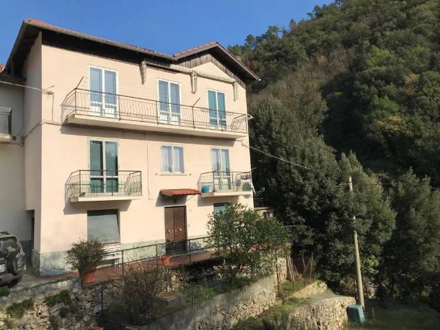 Appartamento in vendita a Ellera, Albisola Superiore
