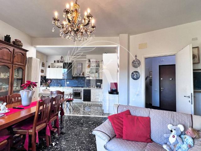 Appartamento in vendita a Albissola Marina, Liguria