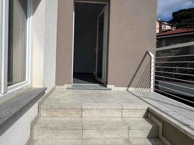 Appartamento in vendita a Poggio del Sole, Albissola Marina